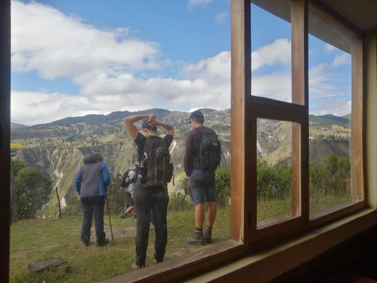 Hostal El Vaquero Chugchilán Εξωτερικό φωτογραφία